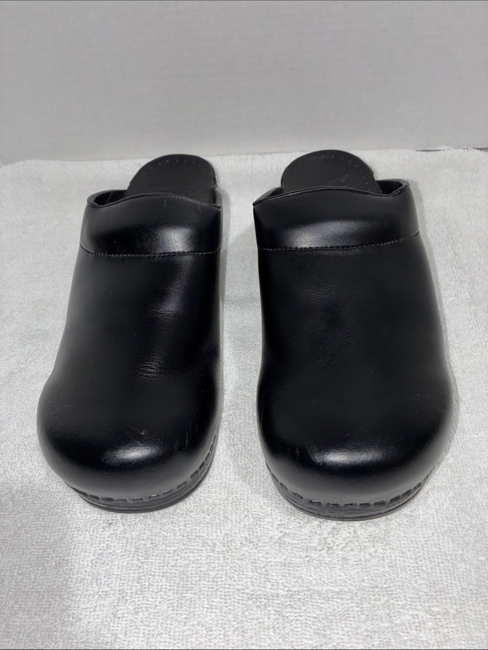 Dansko| Classic Black Leather Slip-On Mules/Clogs Size 44